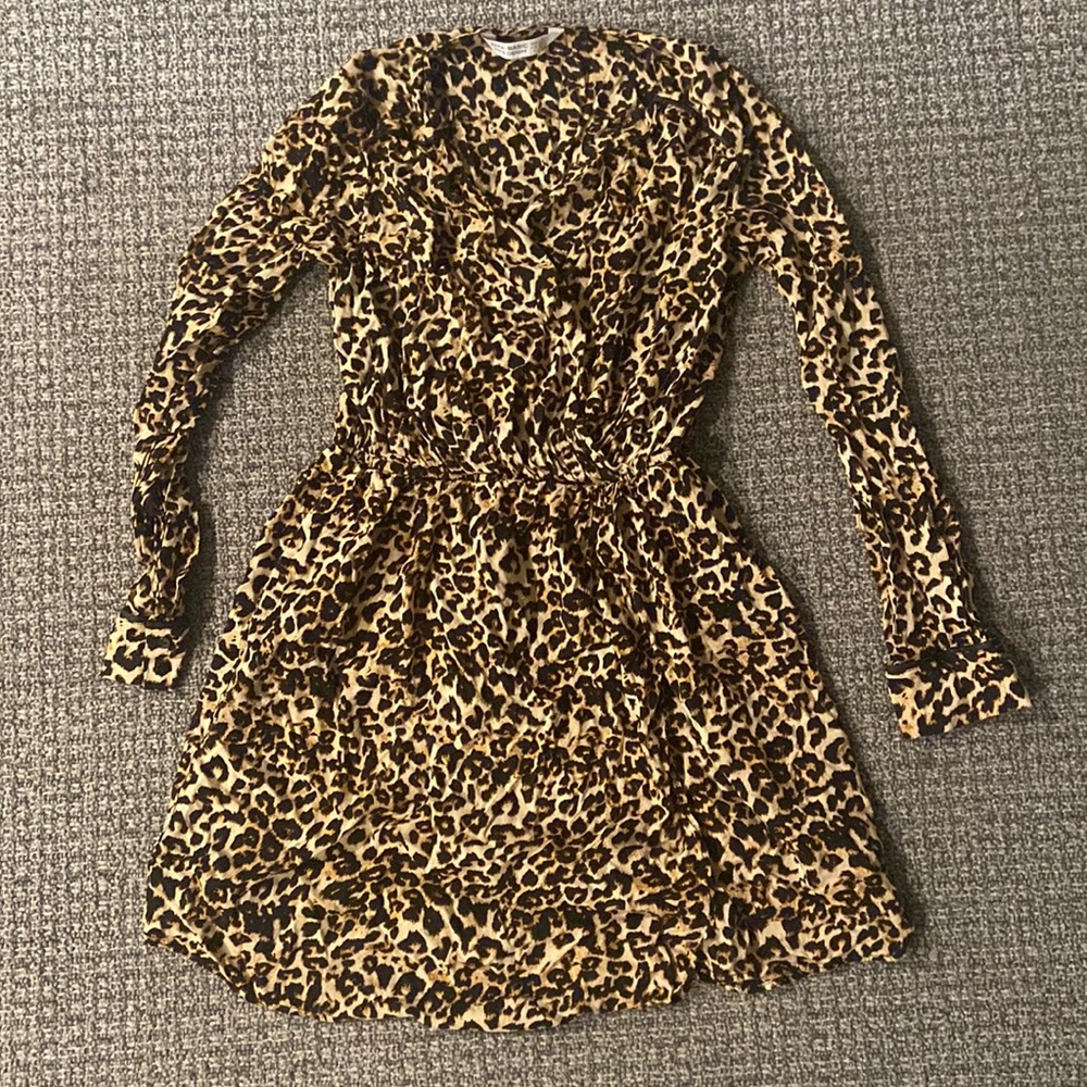 Short leopard dress , long sleeve